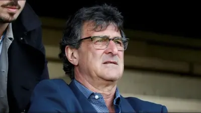 Mario Kempes explicó por qué no quiere que Messi regrese al Barcelona