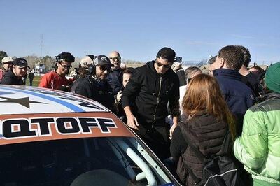 "Dibu" Martínez revolucionó el Autódromo de La Plata