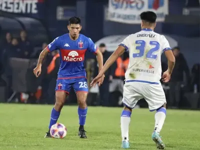 Juegan Tigre y Vélez por la Copa de la Liga