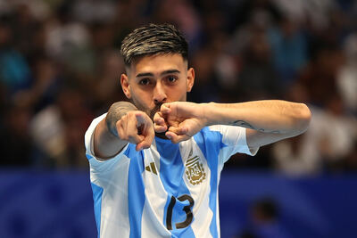 La Selección argentina derrotó 3-2 a Francia y enfrentará a Brasil en la final del Mundial de futsal