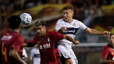 Gimnasia volvió al triunfo y despachó a Deportivo Español