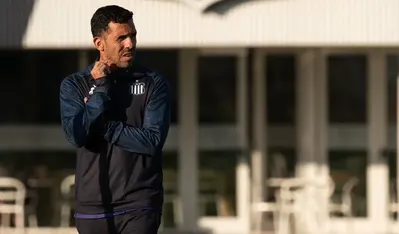 Carlos Tevez fue presentado como DT de Talleres: "Estoy en mi casa"