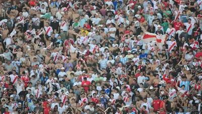 River podría llevar visitantes ante Lanús: se espera la confirmación oficial