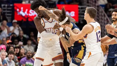 Escándalo en la NBA: Alvarado y Williams se fueron a los golpes en Pelicans–Suns