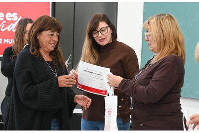 Tigre: Se entregaron certificados del programa de formación "Emprendedoras Rodantes"