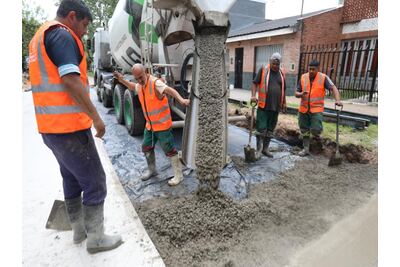 Lomas de Zamora: Avanzan las obras de repavimentación en hormigón en todo el partido