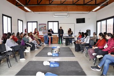 Villa Gesell: Cerca de 40 docentes recibieron capacitación en RCP