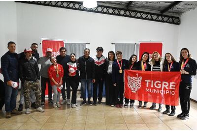 Tigre: Deportistas que participarán de competencias nacionales e internacionales fueron reconocidos por autoridades comunales