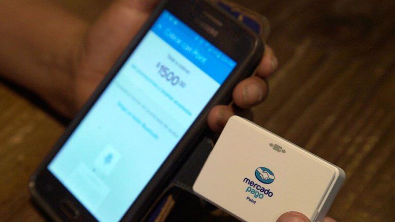 A partir de agosto las transferencias entre empresas por Apps de pago pagarán el impuesto al cheque