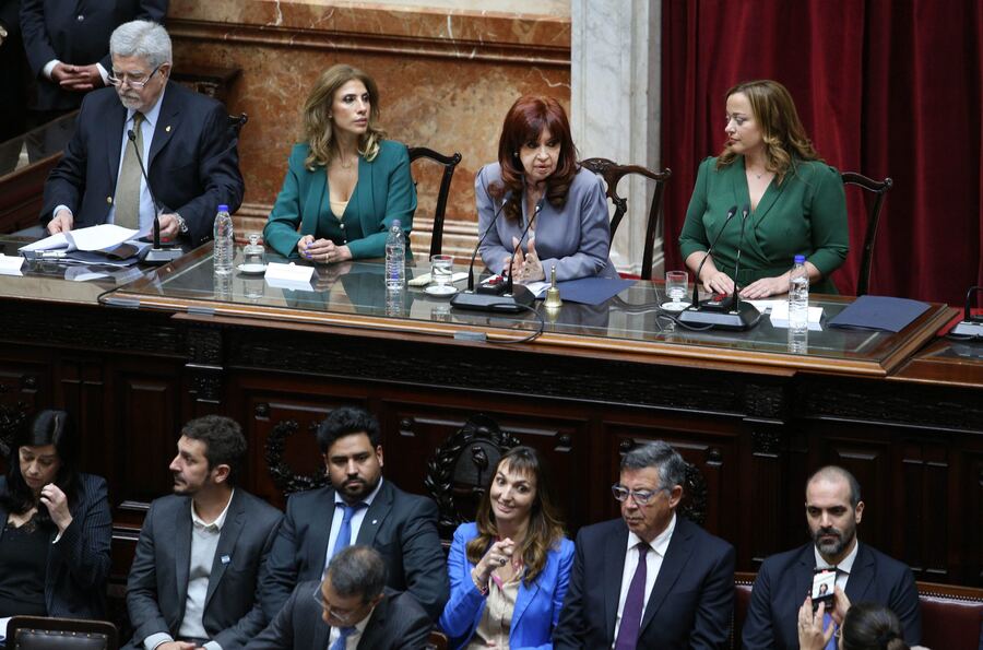La Asamblea Legislativa proclamó las fórmulas para el balotaje