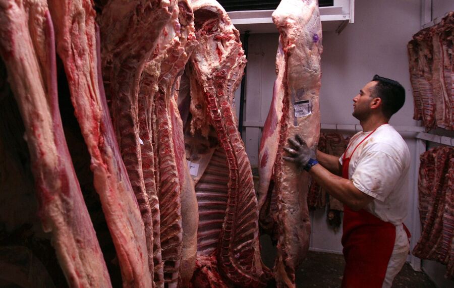 El consumo de carne se redujo más del 12% con respecto al 2023