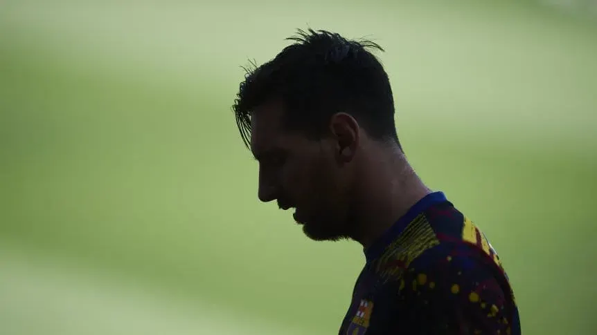 Messi se aleja del Barcelona y se acerca la definición de su futuro