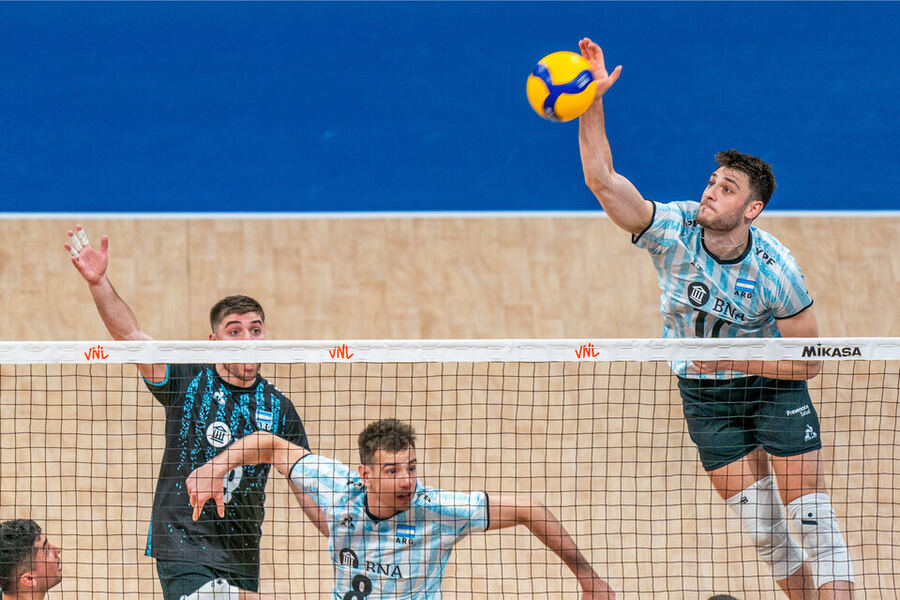 La selección argentina de vóley le ganó a Bulgaria y se ilusiona con la fase final