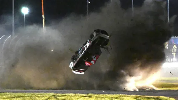 Impactante accidente en la Nascar de Estados Unidos