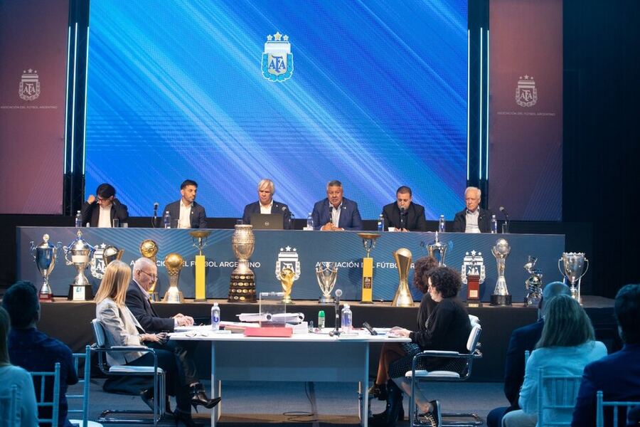 Rechazo unánime para la llegada de las Sociedades Anónimas Deportivas