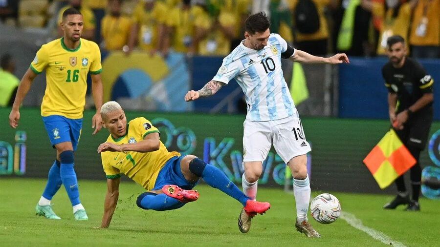 Argentina vs. Brasil por Eliminatorias: a qué hora juegan este martes