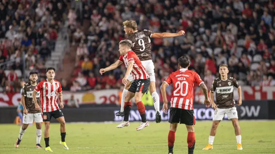 Copa de la Liga: Gimnasia cayó con Argentinos y Estudiantes perdió ante Platense