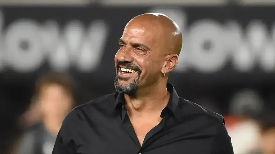 Verón: "Siento que no me cuidan y me faltan el respeto"