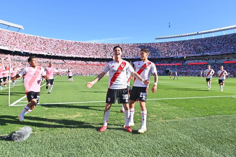Colapinto pidió disculpas por sus polémicas declaraciones sobre Uruguay