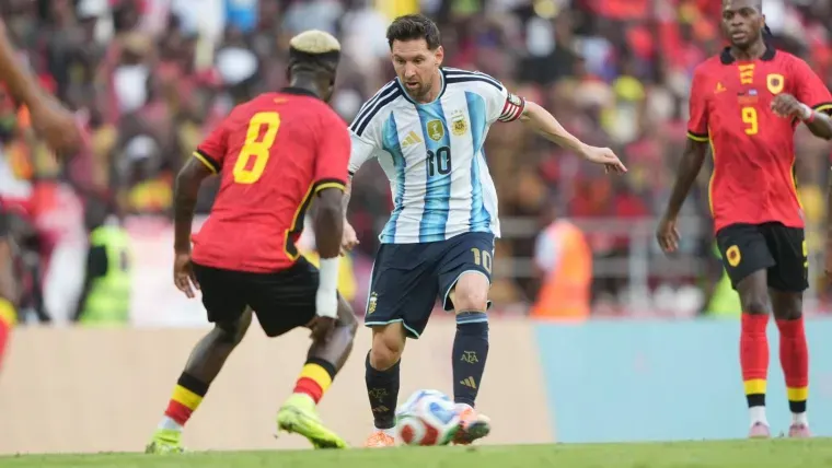 Argentina venció con contundencia a Angola por 2-0